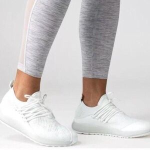 NIB EXCELLENT Lane Eight AD1 Women's
Cloud White Trainer Workout Shoes Size 9
